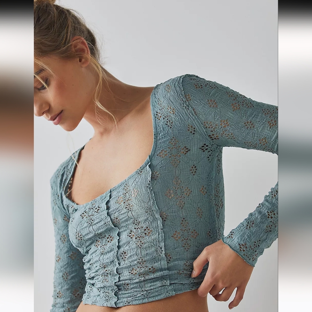 Waiting For You Long-Sleeve top nwt